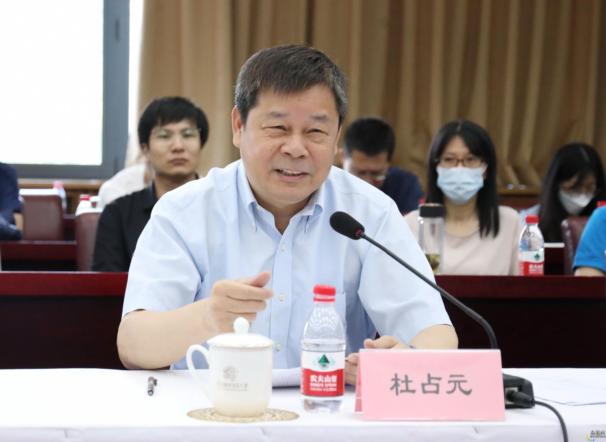 中国外文局与对外经济贸易大学签署战略合作协议